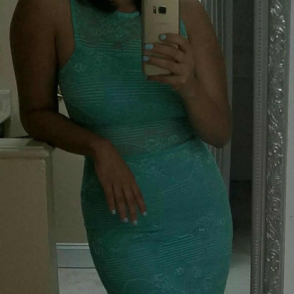 Tiffanys inspired lace form fitting dress